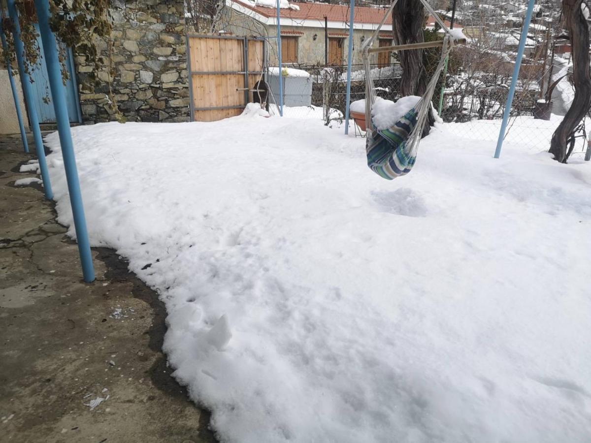 Holiday House Prodromos Exterior photo